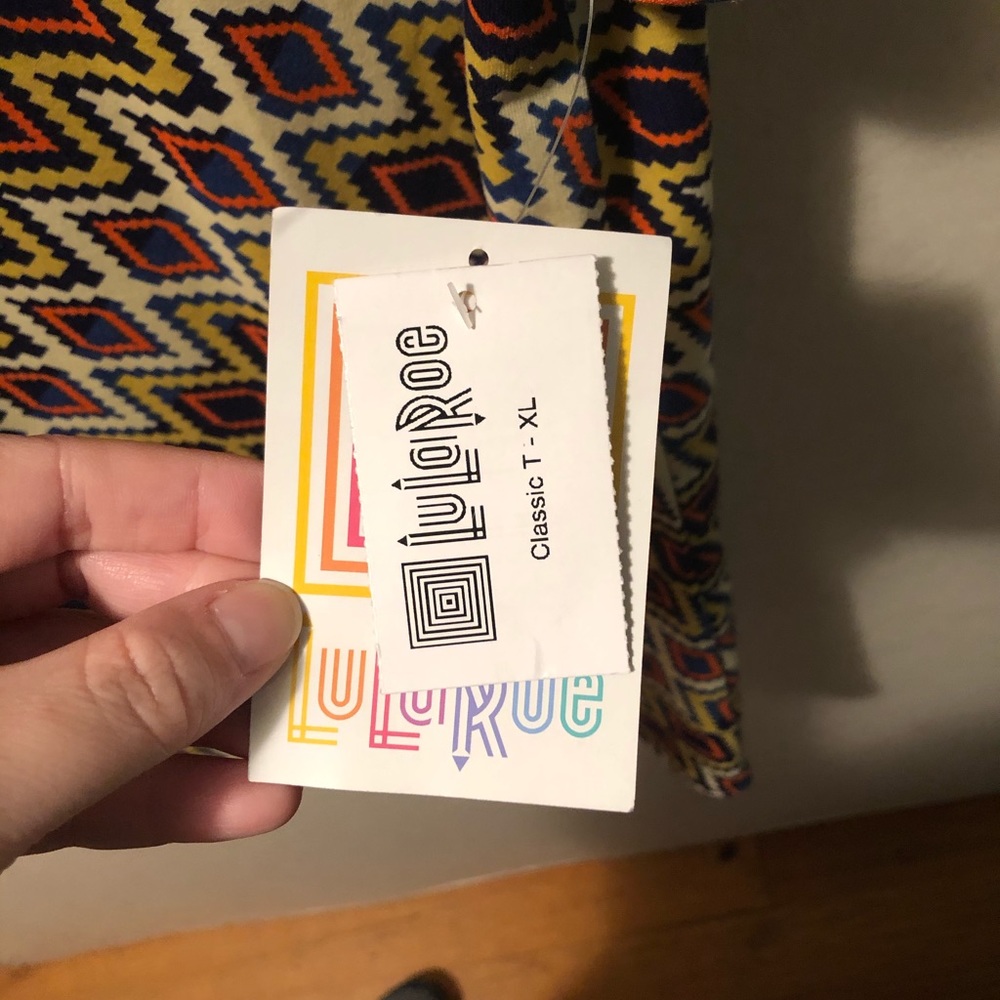 LuLaRoe Classic T